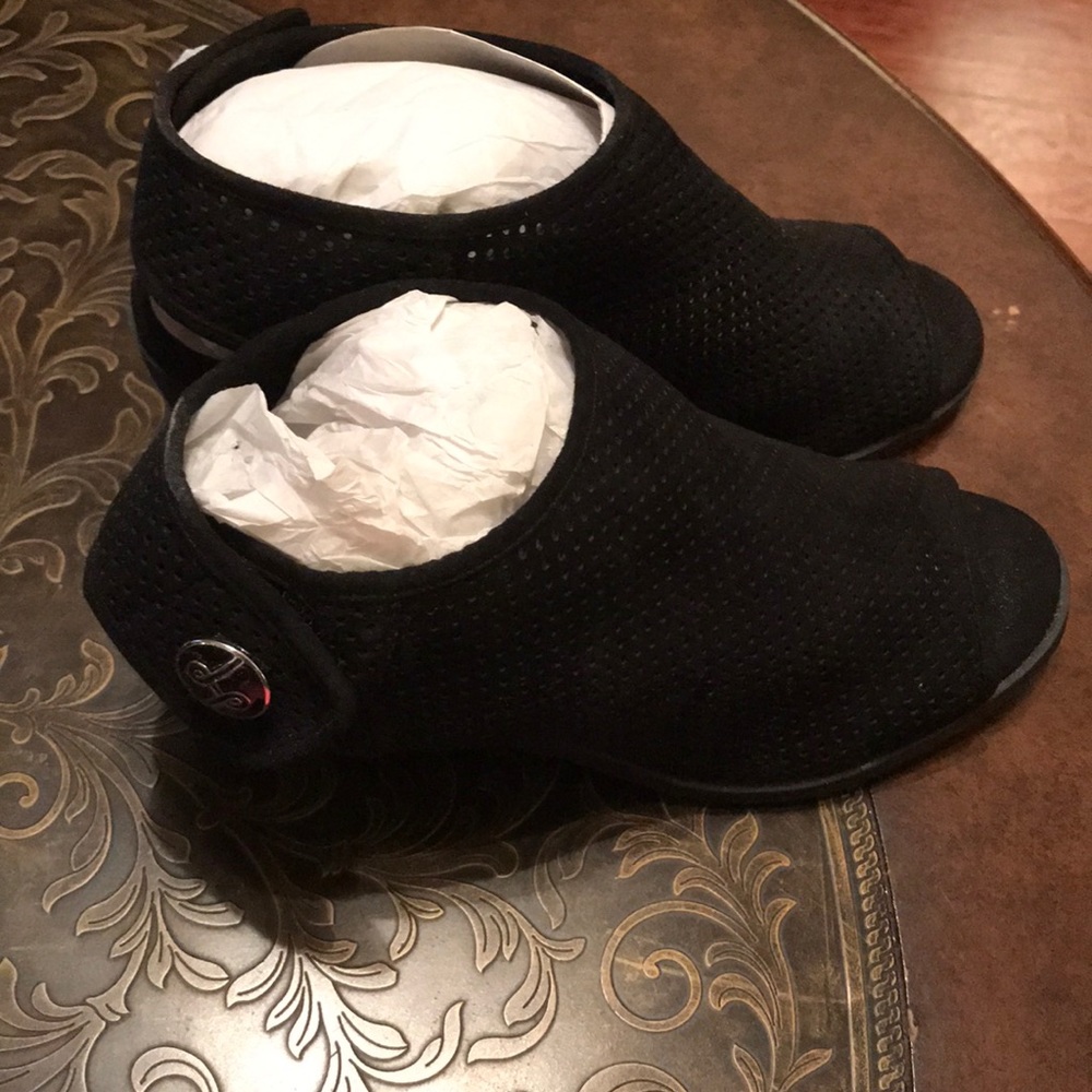 Nwt Lindsey Phillips Open Toe Boot - image 2